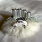 Fehér Bogár adventi koszorú fehér szőrmével